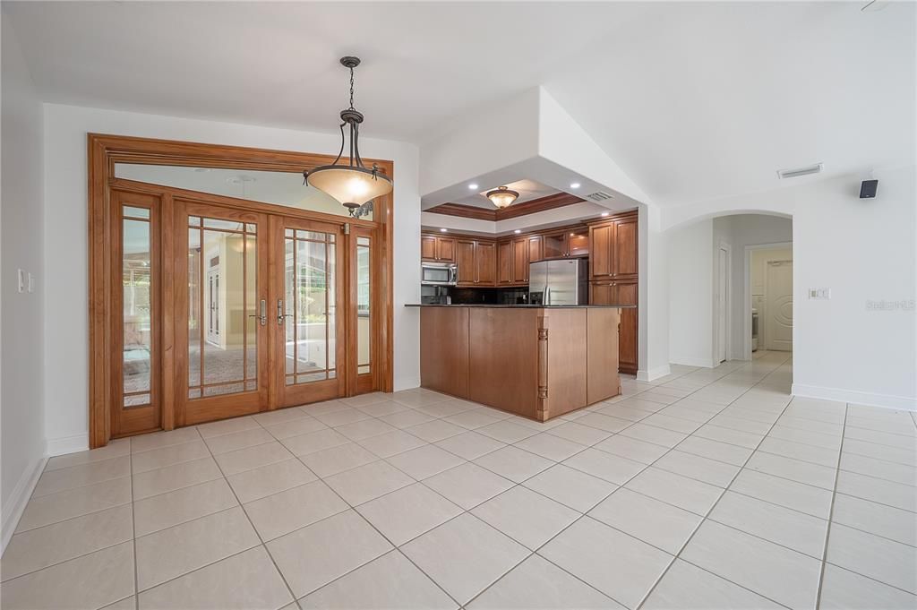 В аренду: $4,900 (5 спален, 4 ванн, 3056 Квадратных фут)