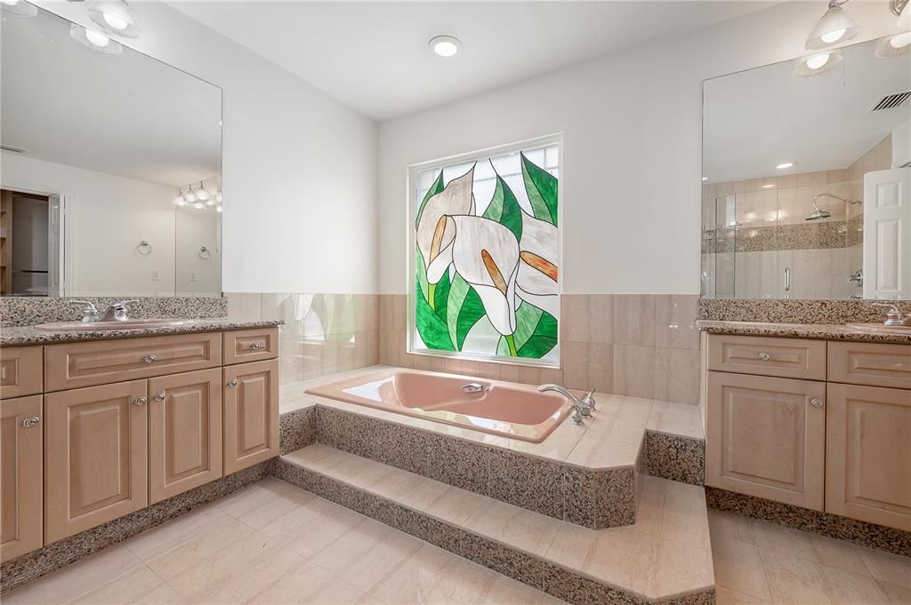 В аренду: $4,900 (5 спален, 4 ванн, 3056 Квадратных фут)