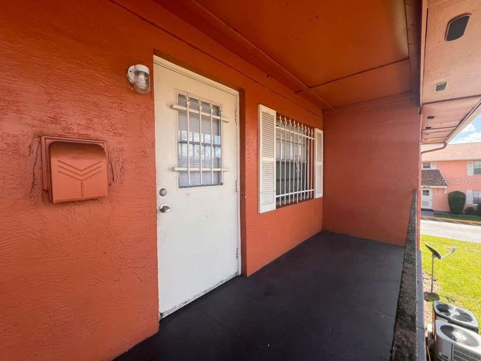 В аренду: $1,550 (2 спален, 1 ванн, 930 Квадратных фут)