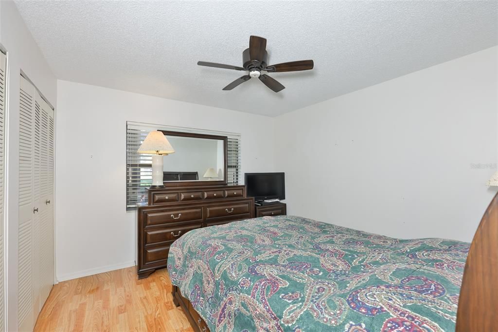 For Sale: $199,000 (2 beds, 2 baths, 1579 Square Feet)