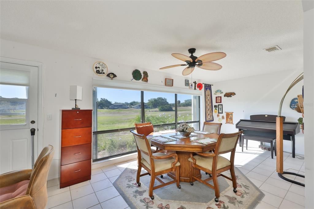 For Sale: $199,000 (2 beds, 2 baths, 1579 Square Feet)