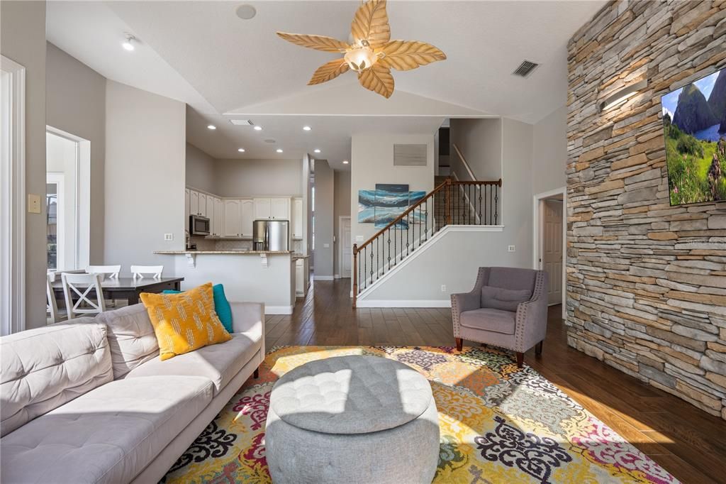 Active With Contract: $1,299,000 (5 beds, 5 baths, 3695 Square Feet)