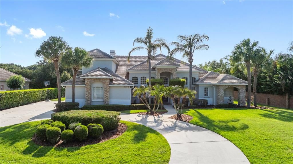 Active With Contract: $1,299,000 (5 beds, 5 baths, 3695 Square Feet)