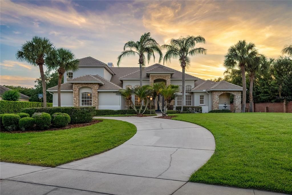 Active With Contract: $1,299,000 (5 beds, 5 baths, 3695 Square Feet)