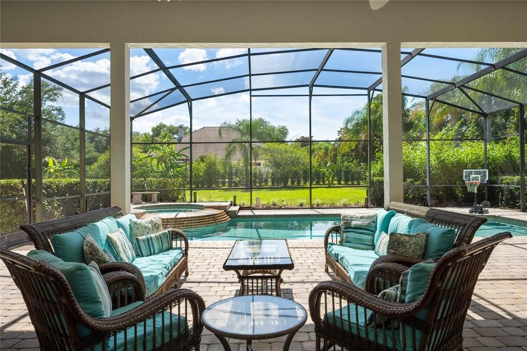 Active With Contract: $1,299,000 (5 beds, 5 baths, 3695 Square Feet)