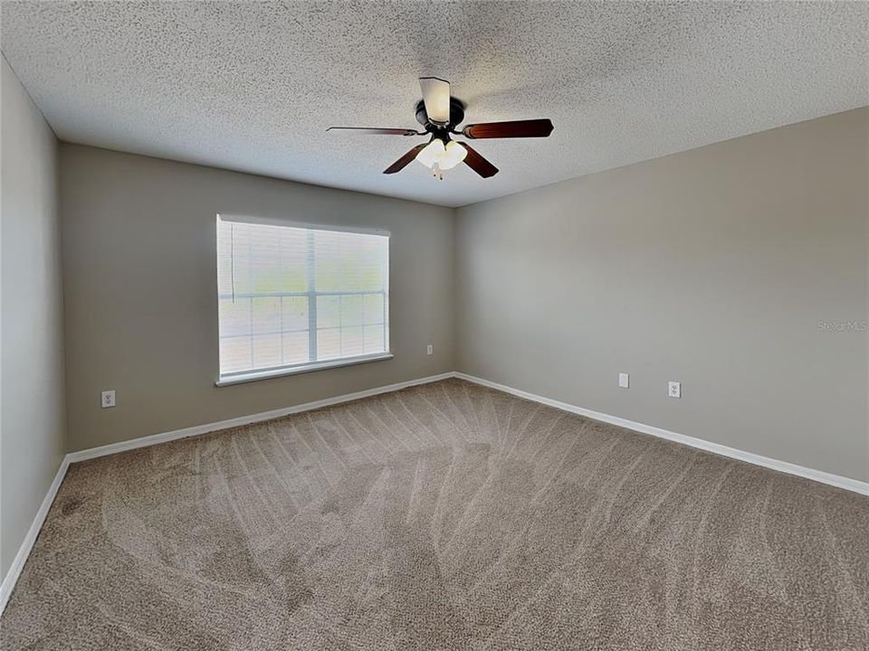 For Rent: $2,219 (4 beds, 2 baths, 2344 Square Feet)
