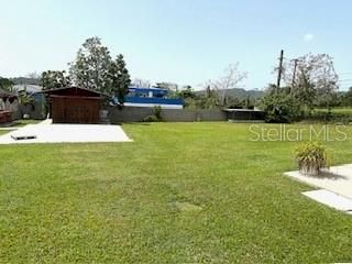 En Venta: $299,000 (4 camas, 2 baños, 3200 Pies cuadrados)