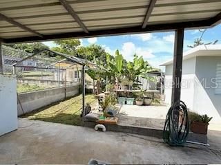 En Venta: $299,000 (4 camas, 2 baños, 3200 Pies cuadrados)