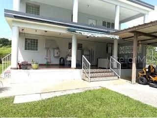En Venta: $299,000 (4 camas, 2 baños, 3200 Pies cuadrados)