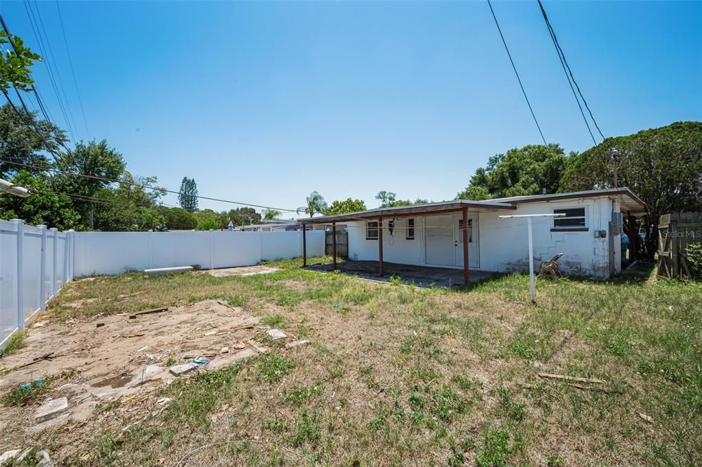 Activo con contrato: $125,000 (2 camas, 1 baños, 594 Pies cuadrados)