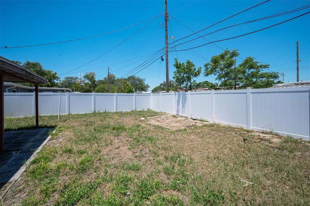 Activo con contrato: $125,000 (2 camas, 1 baños, 594 Pies cuadrados)
