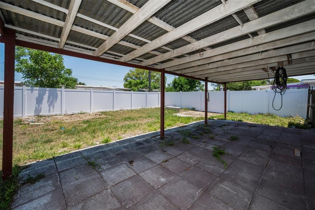 Activo con contrato: $125,000 (2 camas, 1 baños, 594 Pies cuadrados)