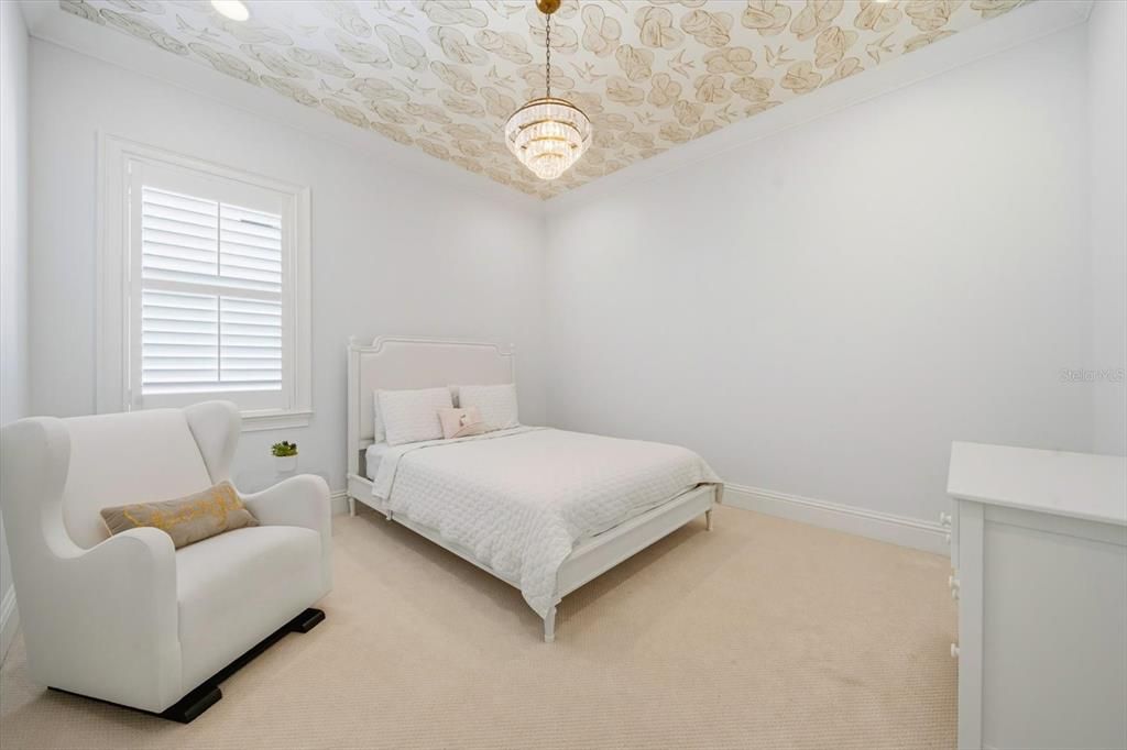 For Sale: $3,150,000 (5 beds, 5 baths, 5127 Square Feet)