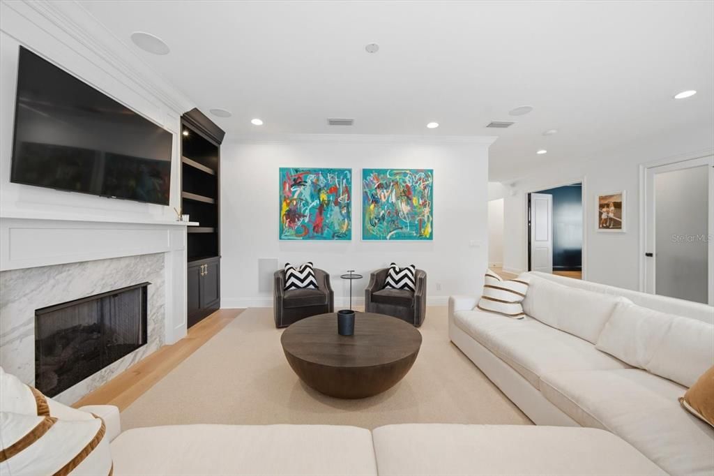 For Sale: $3,150,000 (5 beds, 5 baths, 5127 Square Feet)