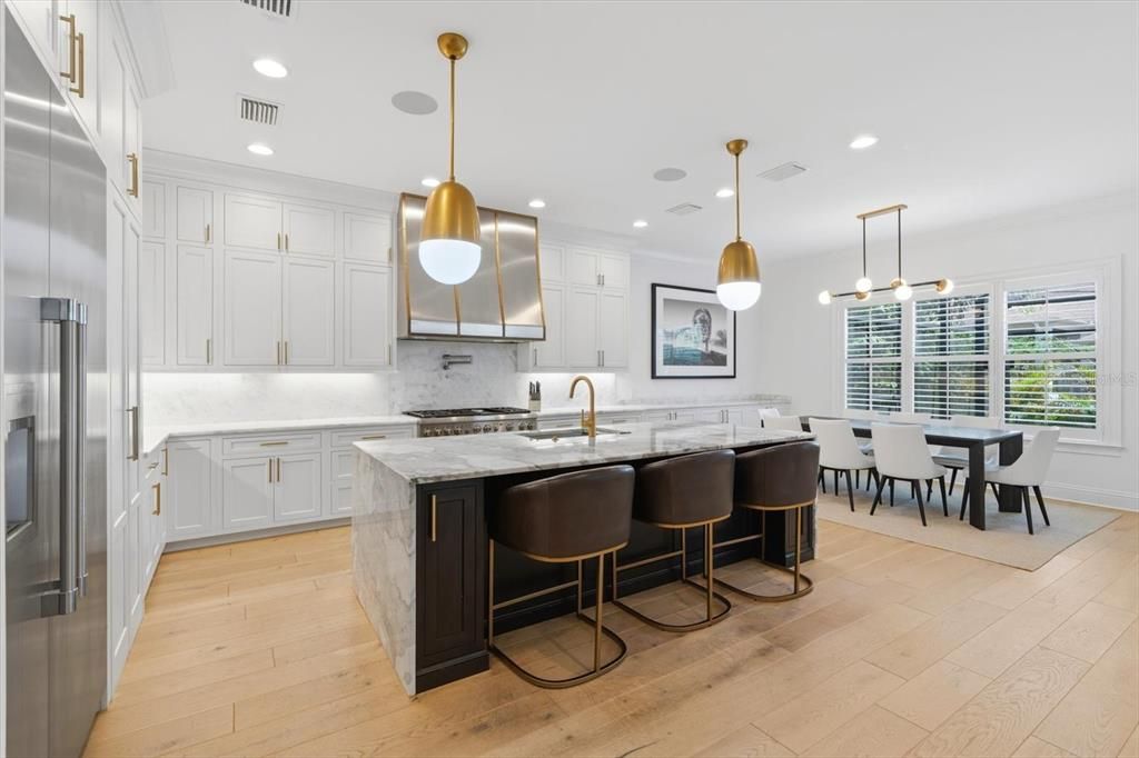 For Sale: $3,150,000 (5 beds, 5 baths, 5127 Square Feet)
