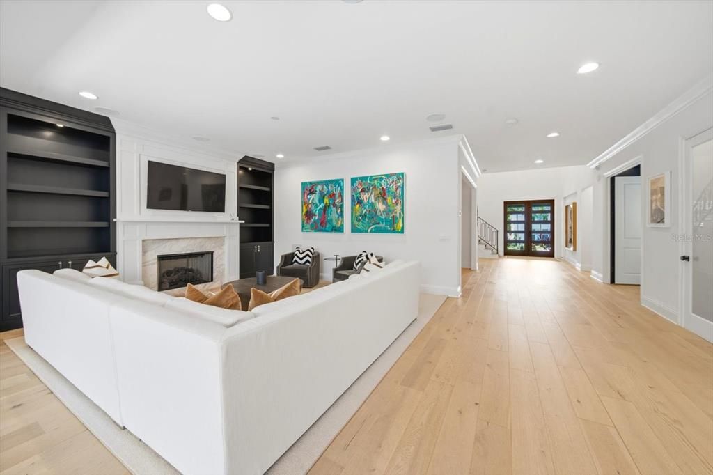 For Sale: $3,150,000 (5 beds, 5 baths, 5127 Square Feet)