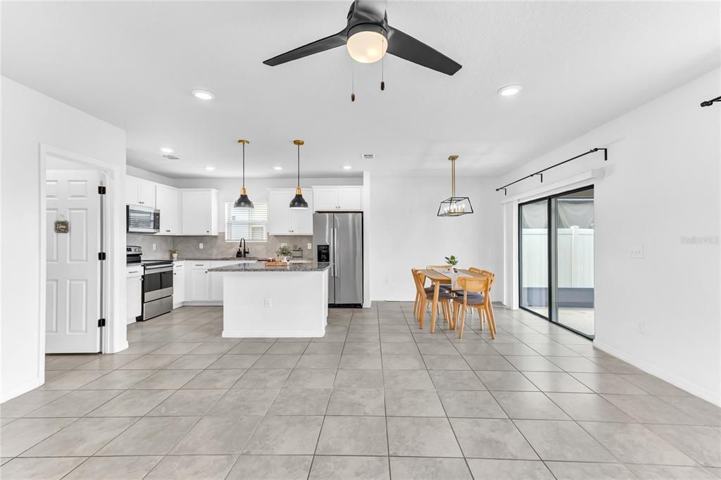 For Rent: $2,350 (3 beds, 2 baths, 1443 Square Feet)