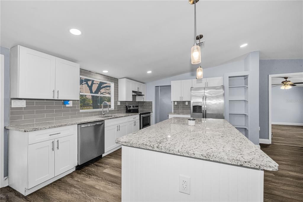 For Sale: $329,000 (4 beds, 2 baths, 1782 Square Feet)