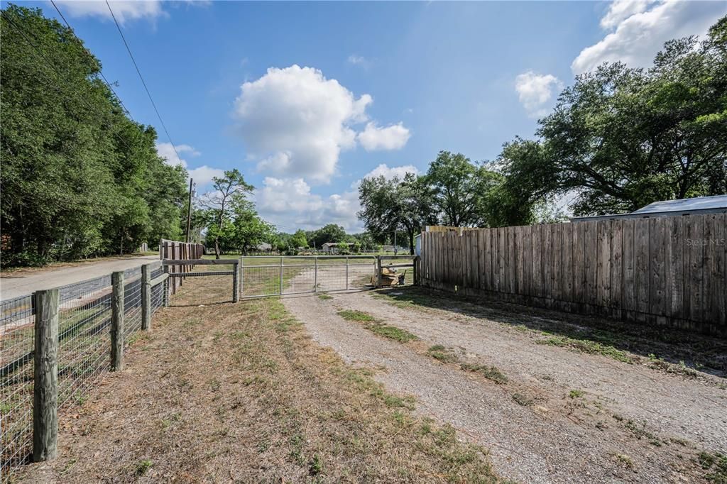 For Sale: $329,000 (4 beds, 2 baths, 1782 Square Feet)