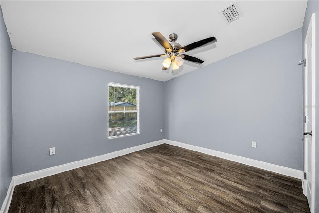 For Sale: $329,000 (4 beds, 2 baths, 1782 Square Feet)