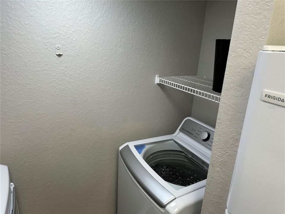 For Sale: $160,000 (2 beds, 2 baths, 829 Square Feet)