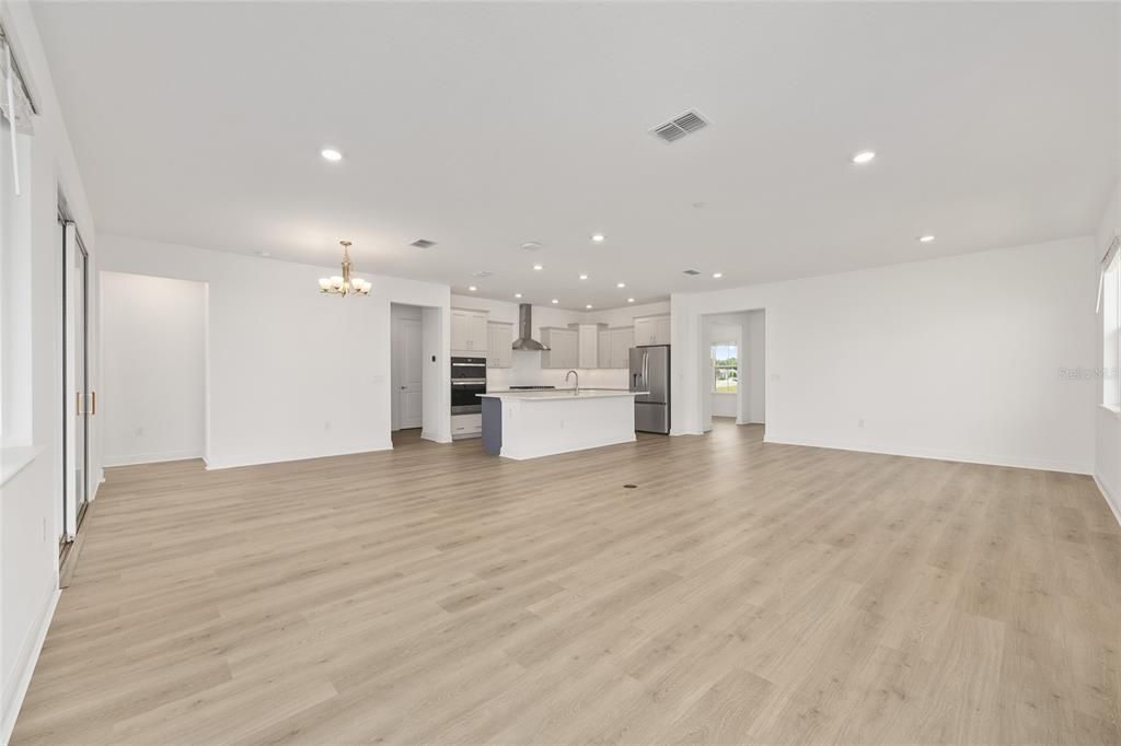 For Sale: $452,245 (2 beds, 2 baths, 2019 Square Feet)