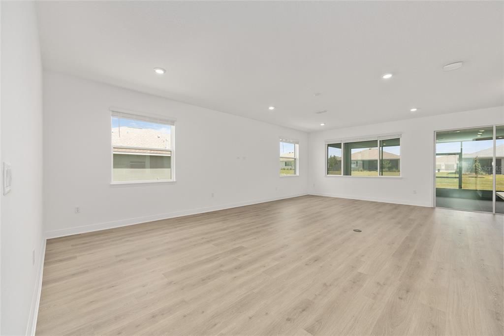 For Sale: $452,245 (2 beds, 2 baths, 2019 Square Feet)