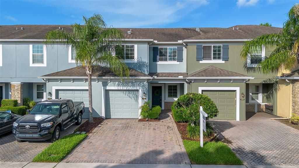 For Rent: $1,990 (2 beds, 2 baths, 1575 Square Feet)