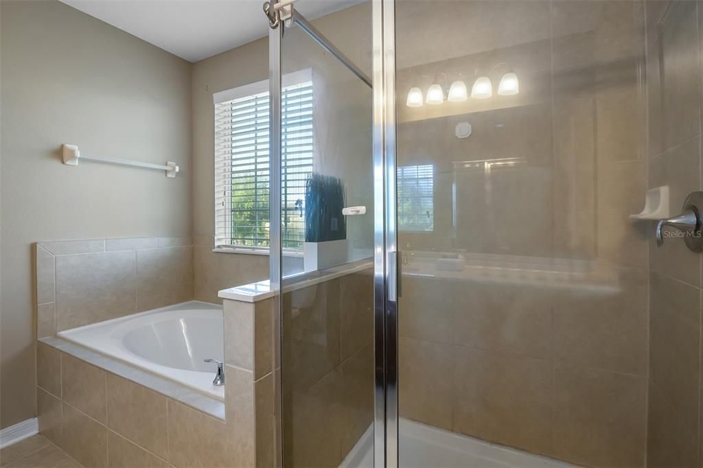 For Rent: $1,990 (2 beds, 2 baths, 1575 Square Feet)