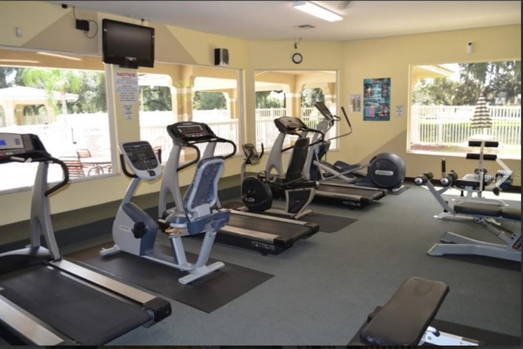 For Rent: $2,000 (2 beds, 2 baths, 1297 Square Feet)