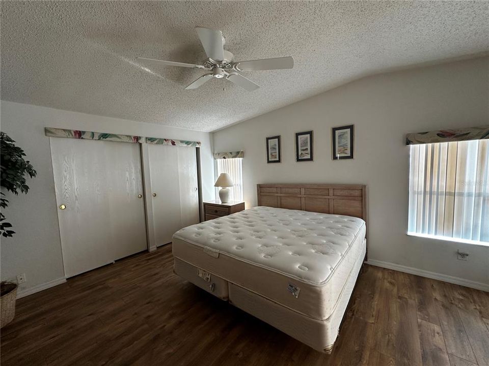 En Venta: $184,900 (2 camas, 2 baños, 1295 Pies cuadrados)