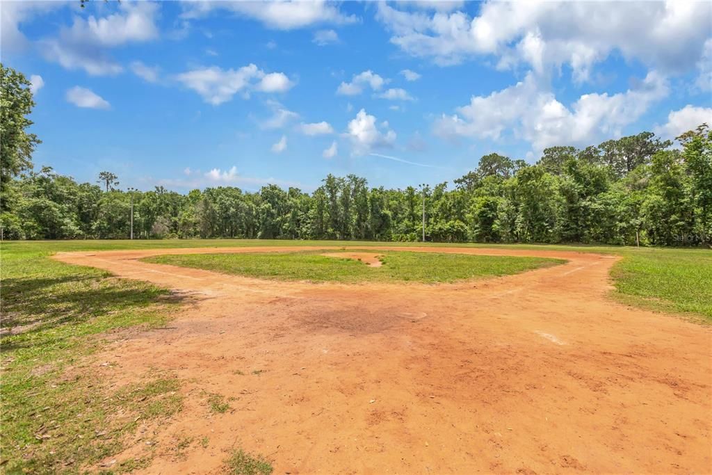 Active With Contract: $349,900 (3 beds, 2 baths, 1574 Square Feet)