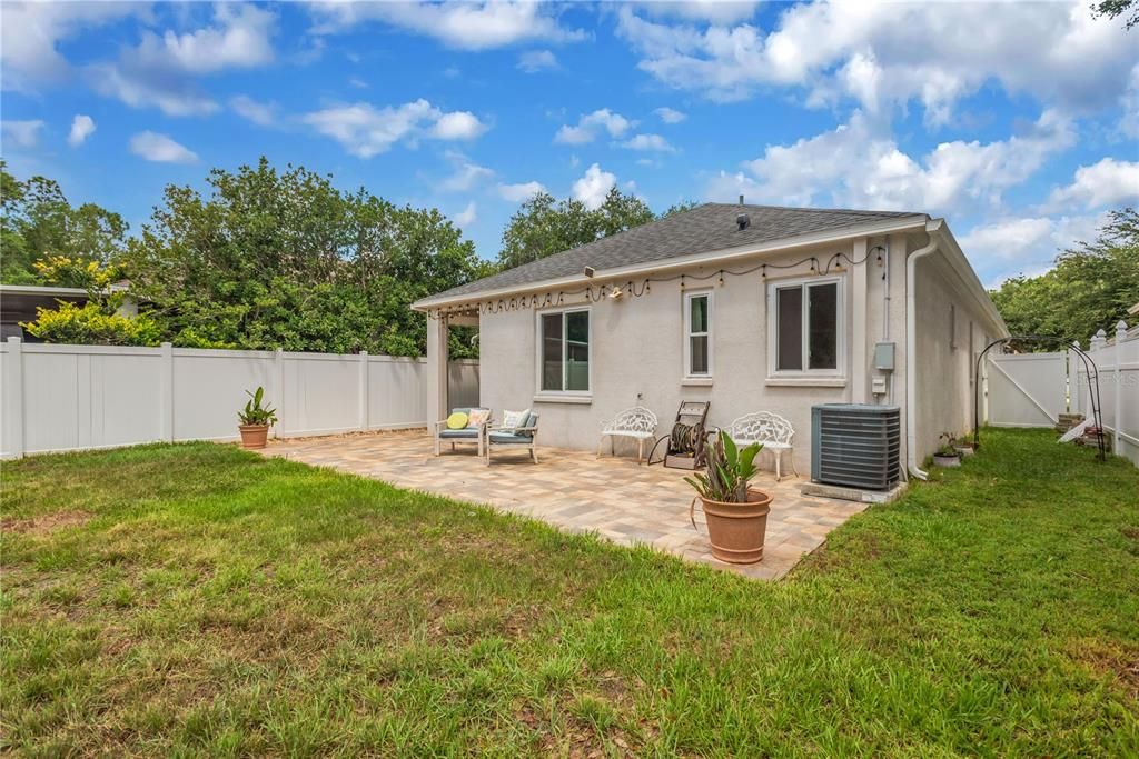 Active With Contract: $349,900 (3 beds, 2 baths, 1574 Square Feet)