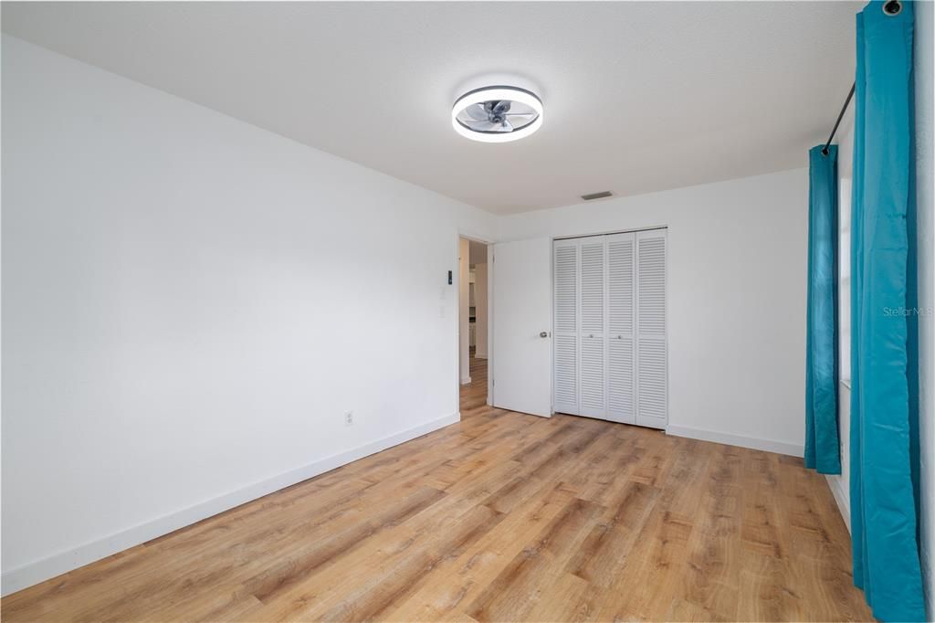 Activo con contrato: $253,000 (2 camas, 1 baños, 1252 Pies cuadrados)