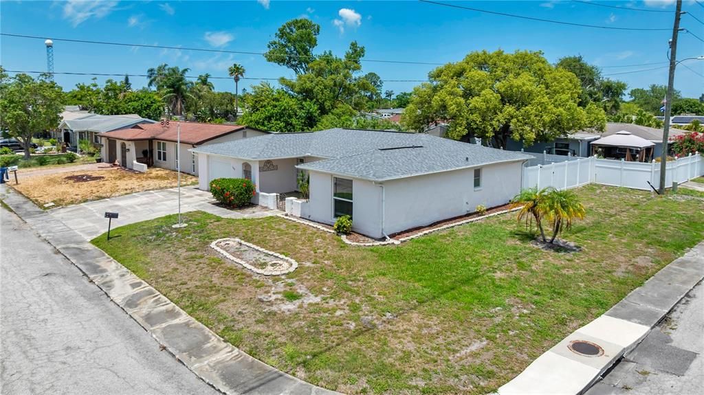 En Venta: $264,000 (2 camas, 2 baños, 1442 Pies cuadrados)