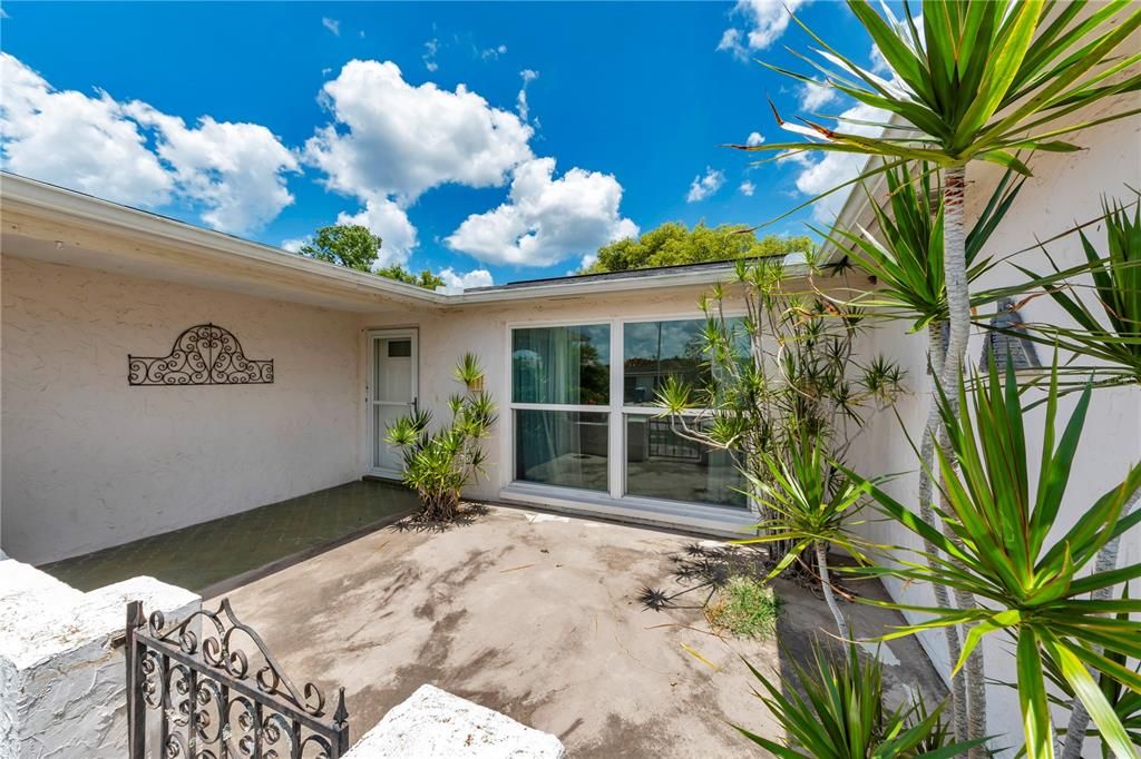 En Venta: $264,000 (2 camas, 2 baños, 1442 Pies cuadrados)
