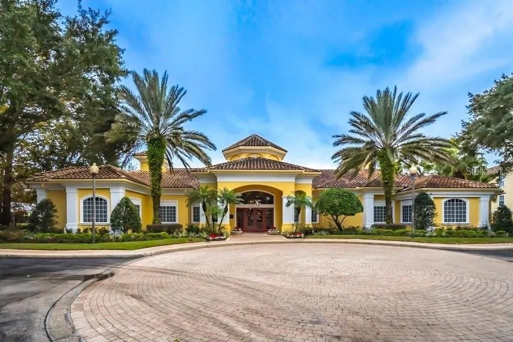 For Rent: $1,850 (2 beds, 2 baths, 1111 Square Feet)