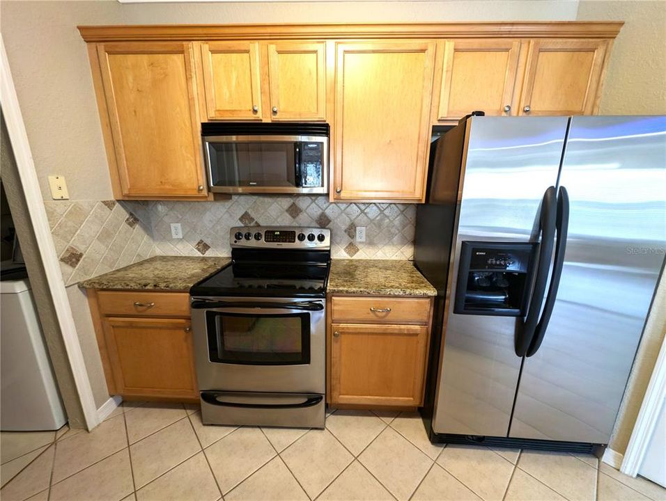For Rent: $1,850 (2 beds, 2 baths, 1111 Square Feet)