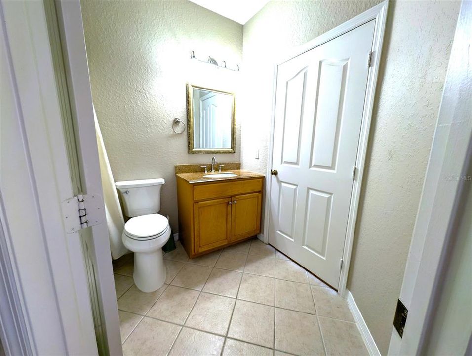 For Rent: $1,850 (2 beds, 2 baths, 1111 Square Feet)