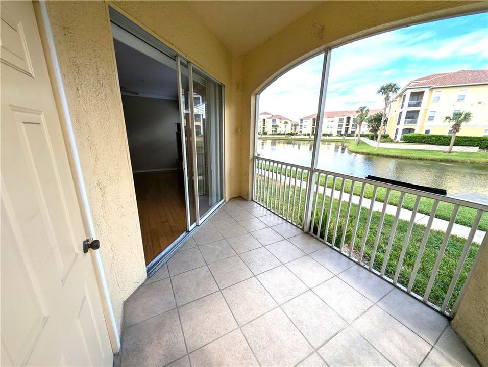 For Rent: $1,850 (2 beds, 2 baths, 1111 Square Feet)
