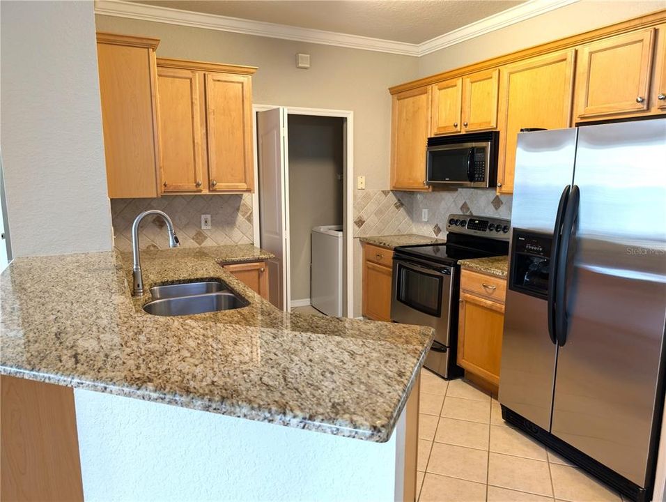 For Rent: $1,850 (2 beds, 2 baths, 1111 Square Feet)