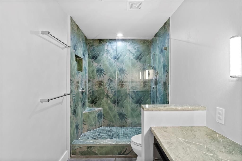 En Venta: $695,000 (1 camas, 1 baños, 1003 Pies cuadrados)