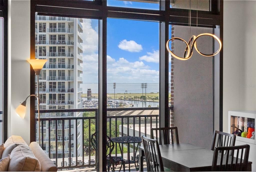 En Venta: $695,000 (1 camas, 1 baños, 1003 Pies cuadrados)
