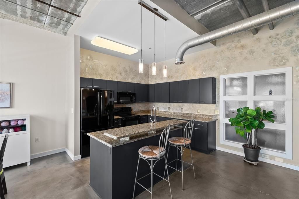 En Venta: $695,000 (1 camas, 1 baños, 1003 Pies cuadrados)