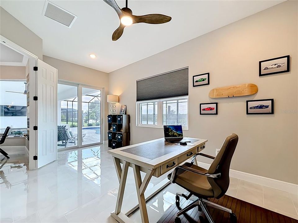 For Sale: $1,050,000 (3 beds, 3 baths, 2728 Square Feet)