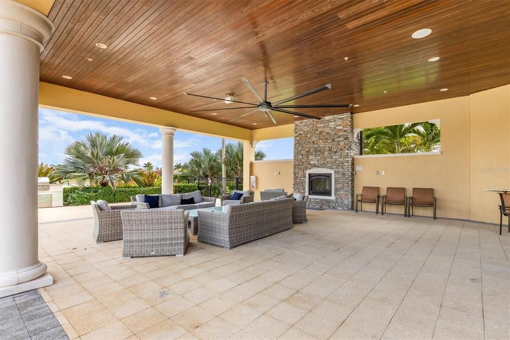 For Sale: $474,700 (3 beds, 2 baths, 2098 Square Feet)