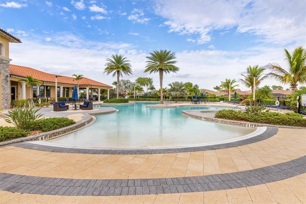For Sale: $474,700 (3 beds, 2 baths, 2098 Square Feet)