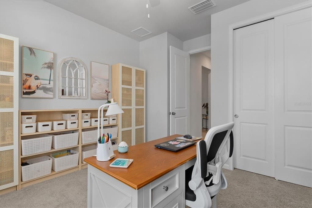 For Sale: $474,700 (3 beds, 2 baths, 2098 Square Feet)