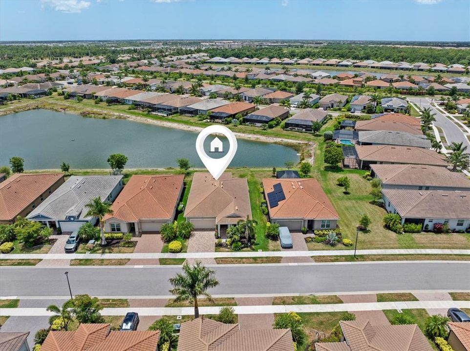 For Sale: $474,700 (3 beds, 2 baths, 2098 Square Feet)