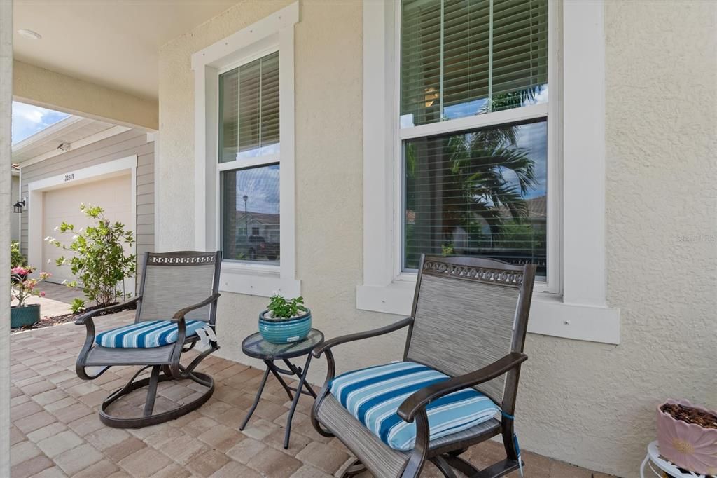 For Sale: $474,700 (3 beds, 2 baths, 2098 Square Feet)